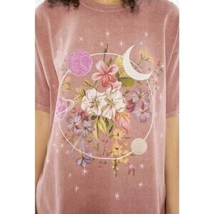 Urban Outfitters Graphic Tee Pink Vintage Wash Floral Celestial Oversized S/M